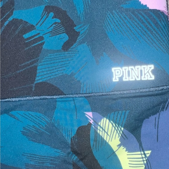 VS PINK 🖤🩷🩵🤍 -  Mesh Cut-Out Leggings Large - Picture 3 of 4